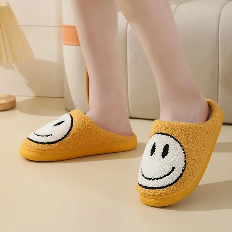 Rslides: Happy Face Slippers