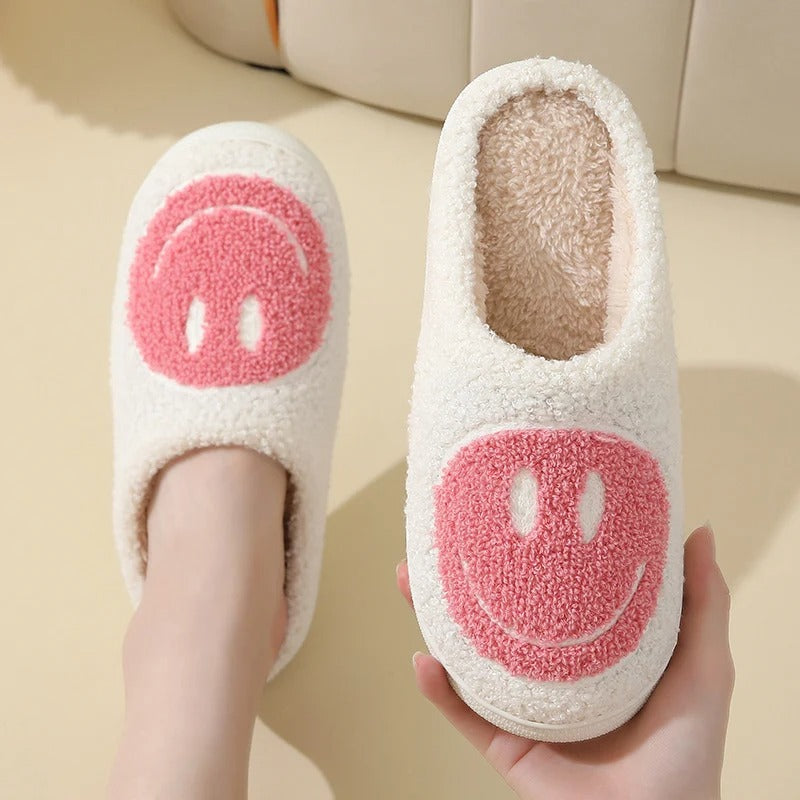 Rslides: Happy Face Slippers